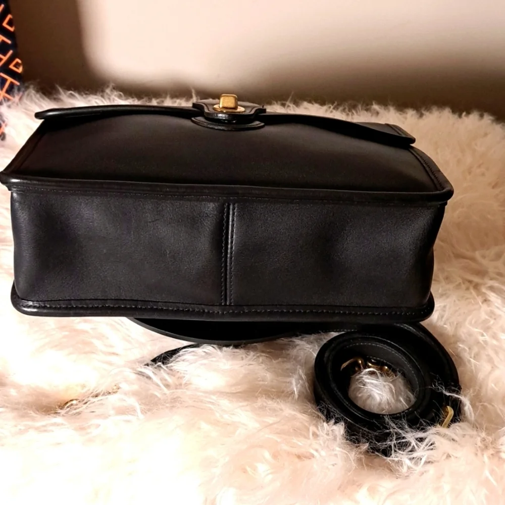 Coach Vintage Willis Bag Circa 1998